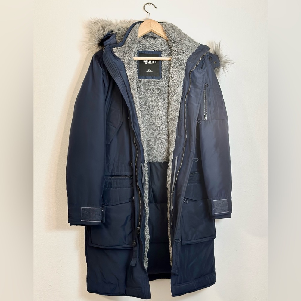 Hollister Women’s Winter Faux Fur Parka.(Women Coat)